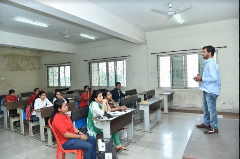 Krishna’s Vikash Institute of Pharmaceutical Sciences and Research Raipur Vyom Raipur photo 15